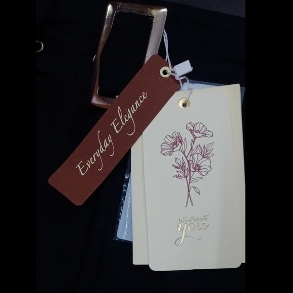 Women Trousers - Picture 5 of 5